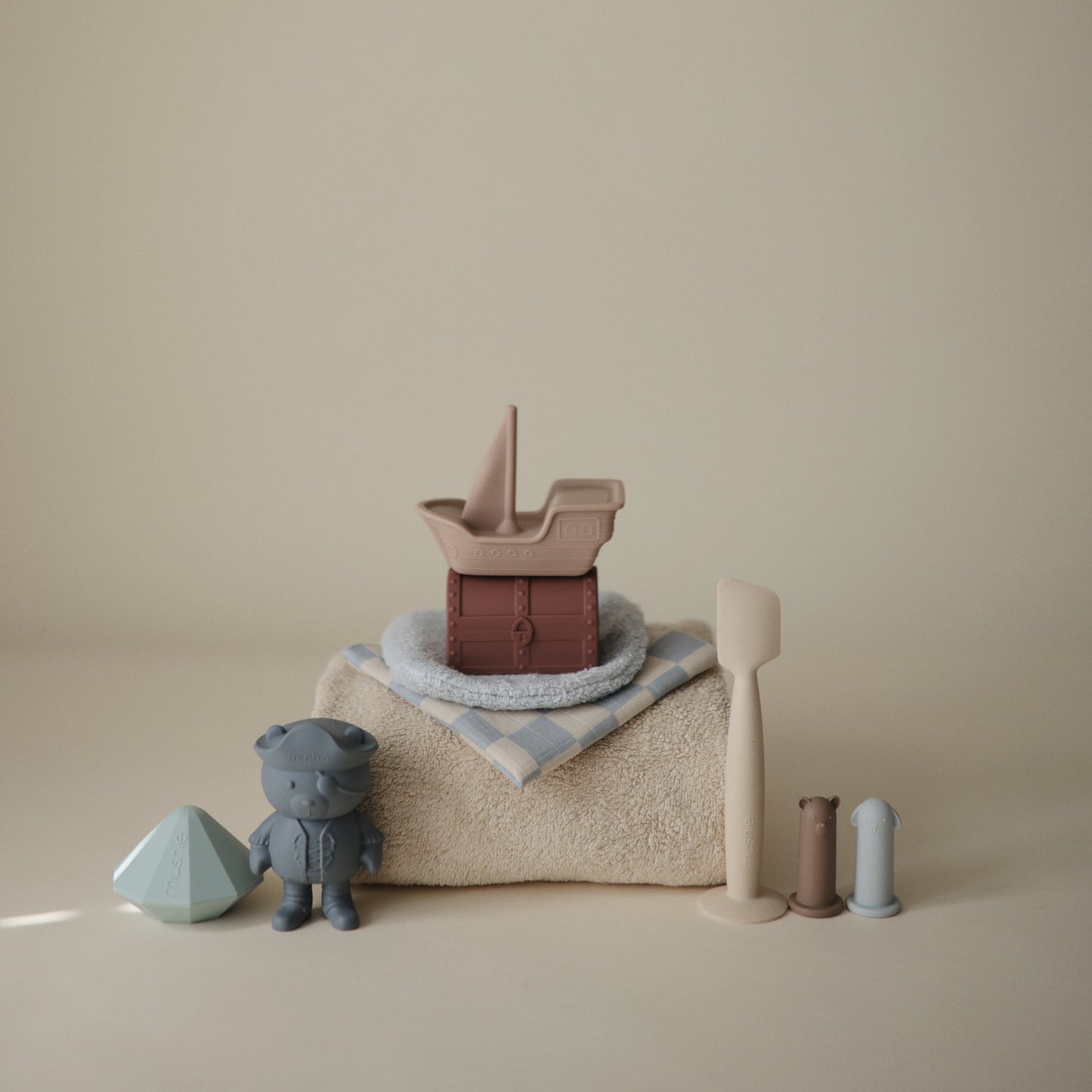 Pirate Mold Free Bath Play Set