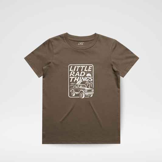 THE BRONCO LITTLE RAD THINGS TEE - BROWN