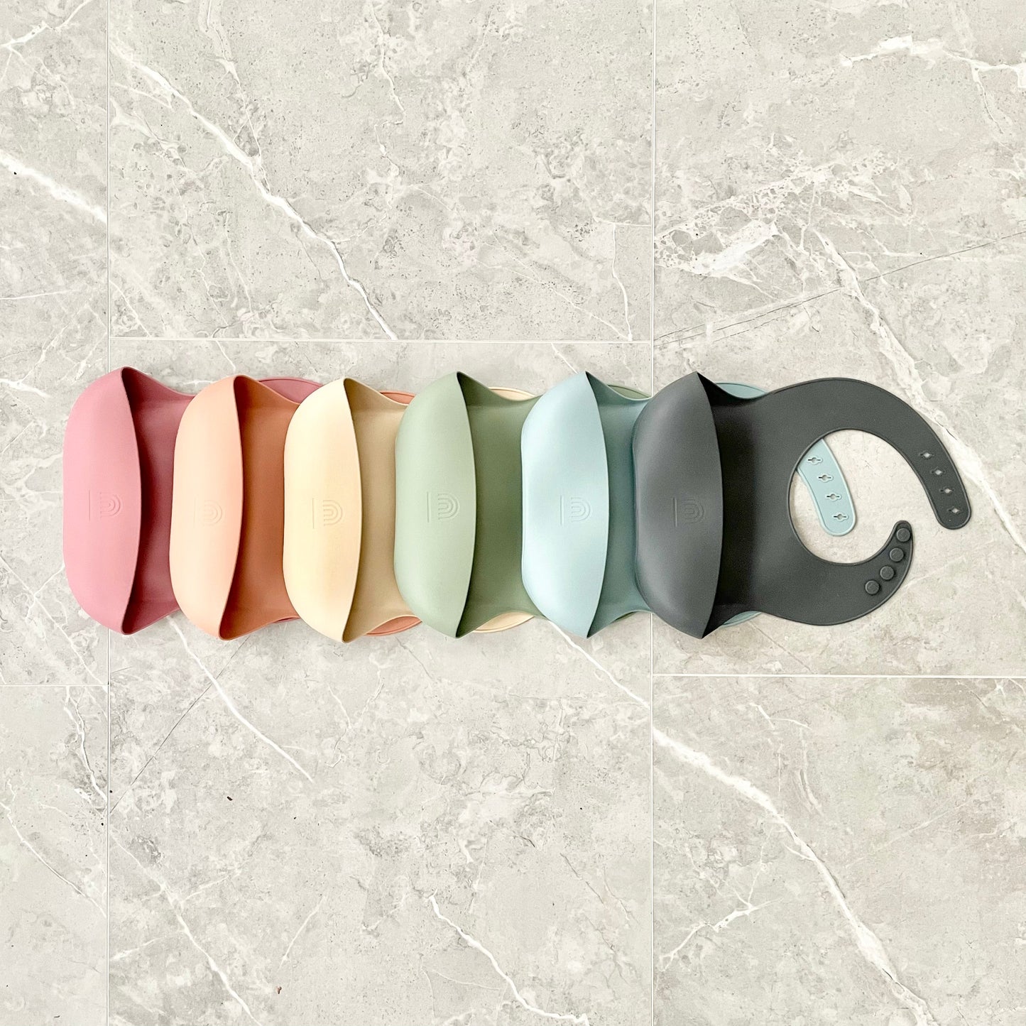 Classic Silicone Bucket Bib · Easy-to-clean · Rose Pink Color