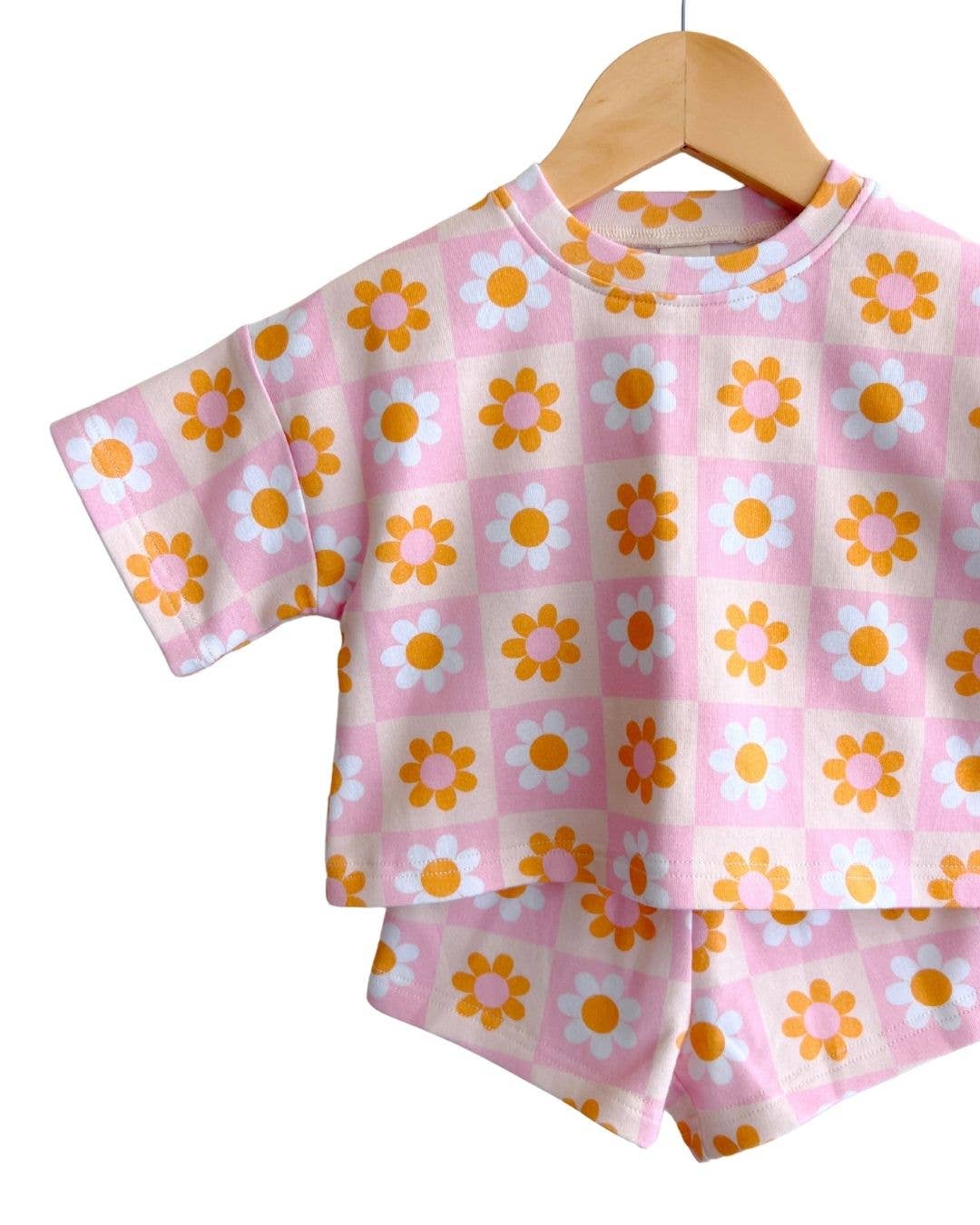 Retro Daisy Shorts Set