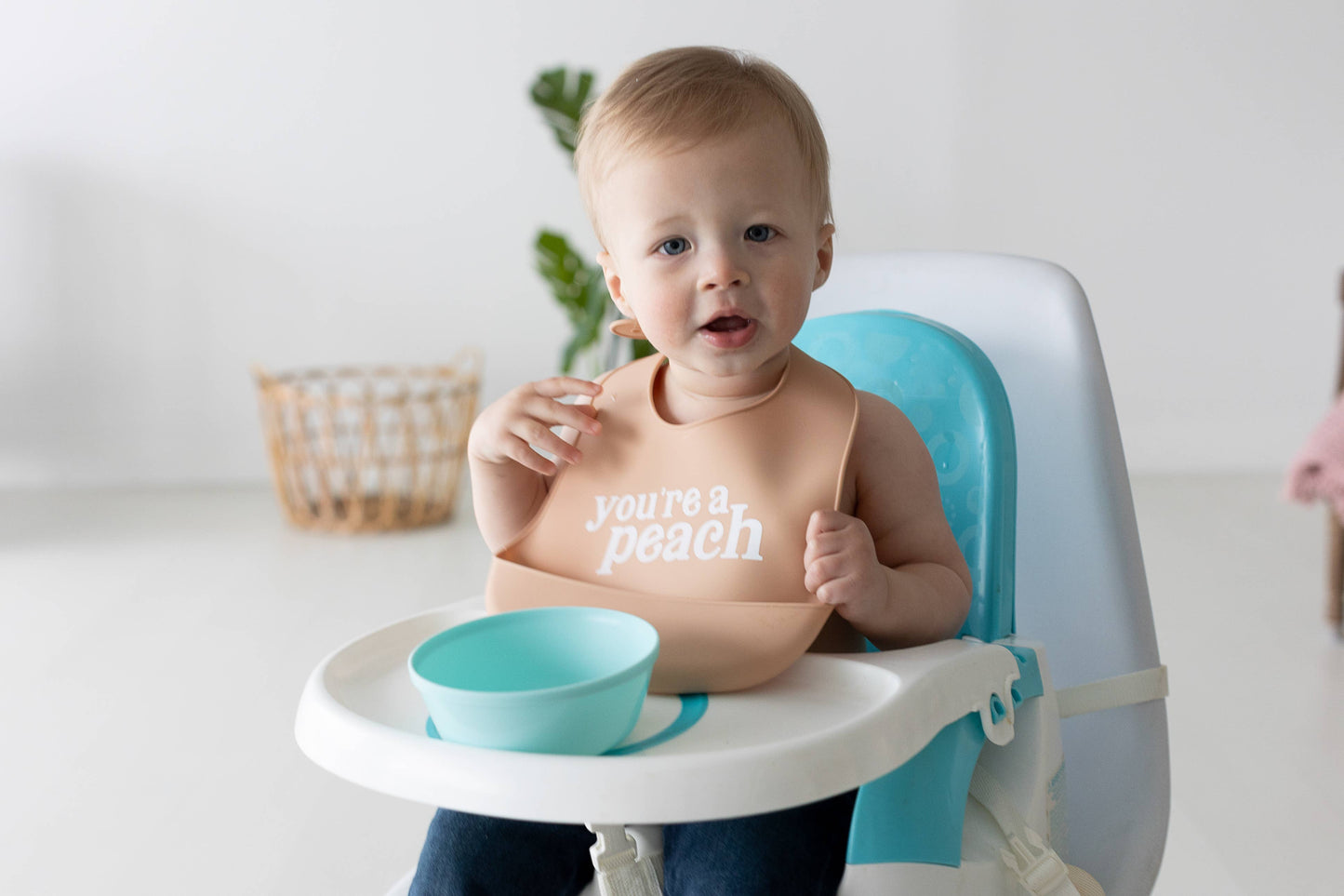 You’re a Peach Bib Set